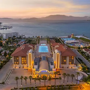 Radisson Blu & Cesme
